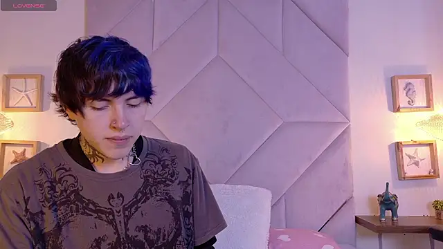 Sateh and Hikary online show from March 16, 9:41 pm