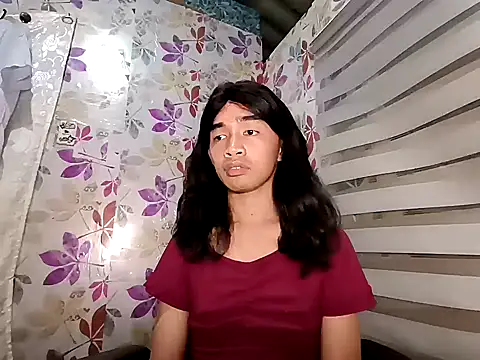 reinaortegax online show from April 1, 12:28 pm