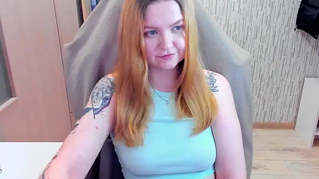 AnitaXVine online show from March 22, 5:41 pm