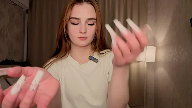 TessieFigge online show from February 27, 7:03 pm