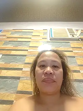 squirtshantal online show from March 1, 5:07 am