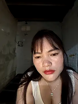 lethi0099 online show from March 24, 4:07 am