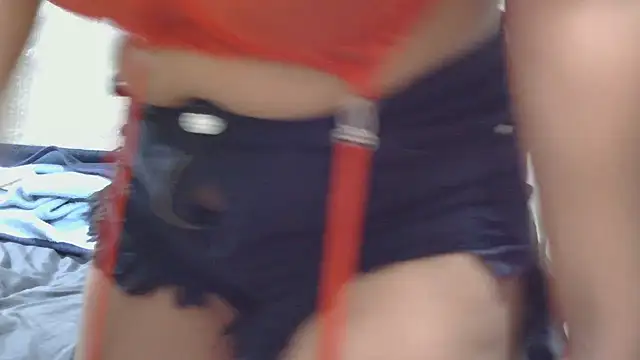 YumPeaches online show from February 21, 5:35 pm