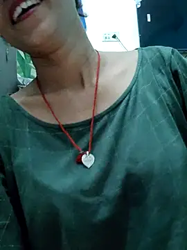 Sexy-Sandhya  online show from April 25, 5:32 pm