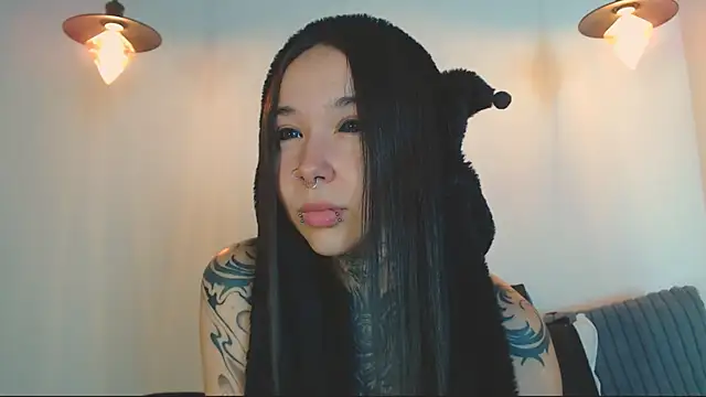 alien eyes09 online show from April 28, 1:14 am