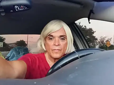dustbunny64 online show from June 28, 3:13 am