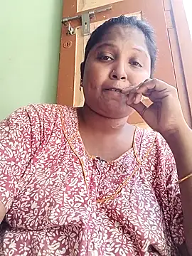 tamilkaviya431 online show from April 12, 5:10 am