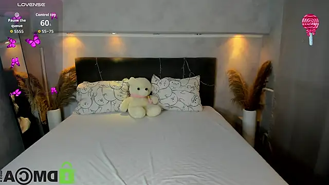 Emily Lews online show from March 10, 9:02 am