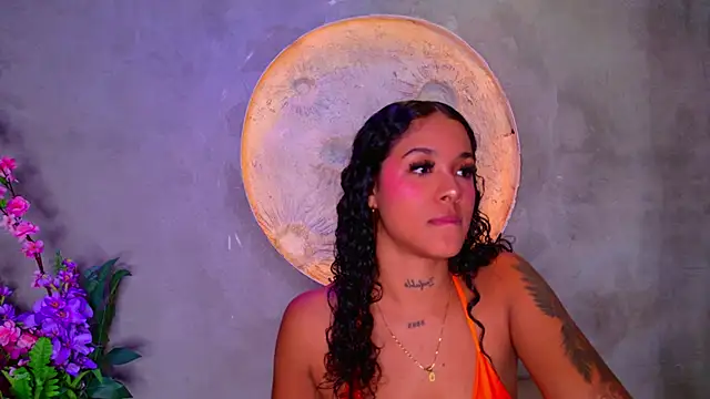 Kinsleybrown online show from March 24, 4:18 am