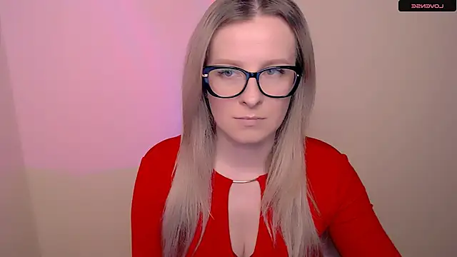 AnnePeach online show from April 18, 4:42 pm