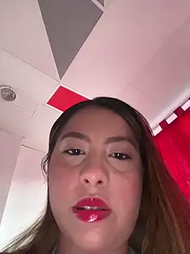 Emiily joee  online show from June 5, 10:49 pm