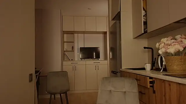 lilly sweeet online show from March 5, 4:19 am