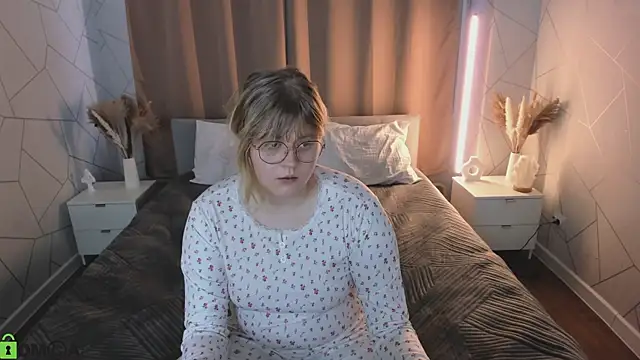 luna c0ra online show from March 27, 1:29 am