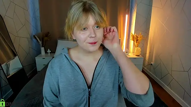 luna c0ra online show from February 28, 1:27 am