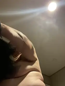 Roxie6989 online show from April 18, 2:03 am