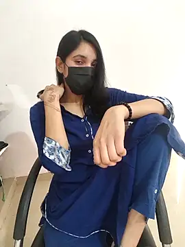 tanzum khan3202 online show from March 18, 11:04 am