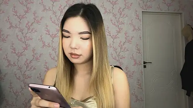 Elina Mottel online show from February 23, 7:19 am