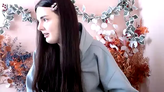 Vanilla Kisss online show from February 23, 1:10 pm