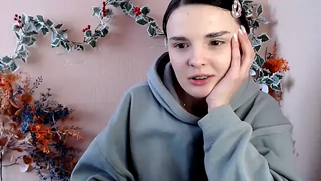 Vanilla Kisss online show from February 24, 1:21 pm