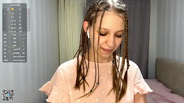 HollyGibson online show from February 18, 7:13 pm