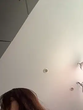 aleessiia online show from April 16, 1:11 pm