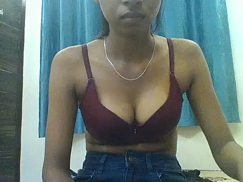 Rani1993 online show from April 14, 6:08 pm