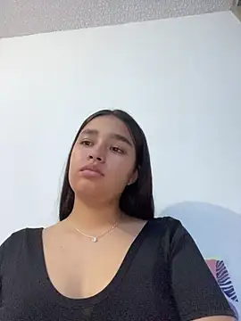 I Samanthaa online show from April 8, 1:19 am