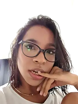 zara leee online show from June 11, 12:54 am