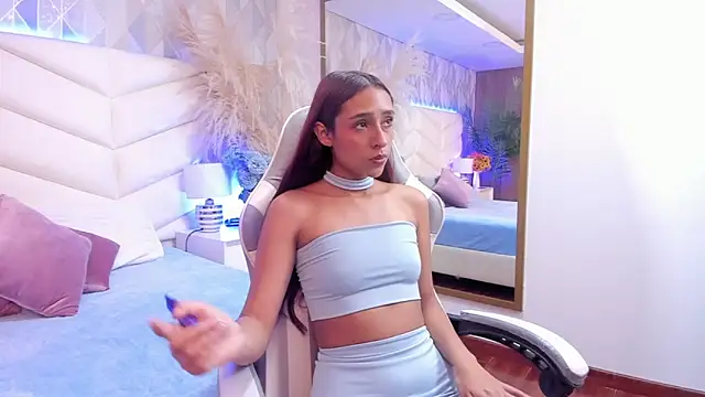 Bella  Peach online show from March 18, 3:22 am