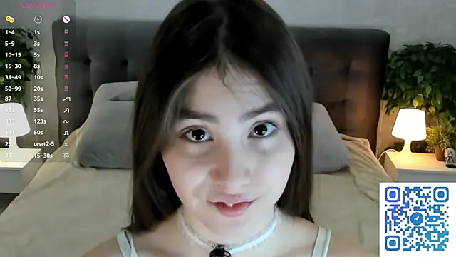  smile in glow  online show from March 15, 6:43 pm