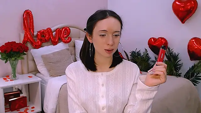 foreversleepyhead online show from February 18, 11:09 am