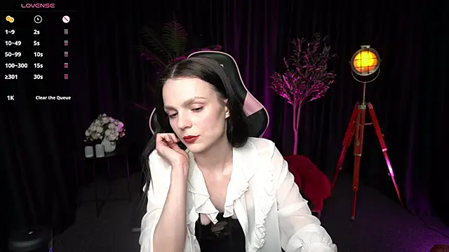 Wild Alice me online show from March 13, 4:30 pm