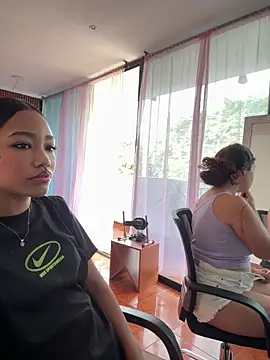 kali rousse online show from February 18, 1:10 pm