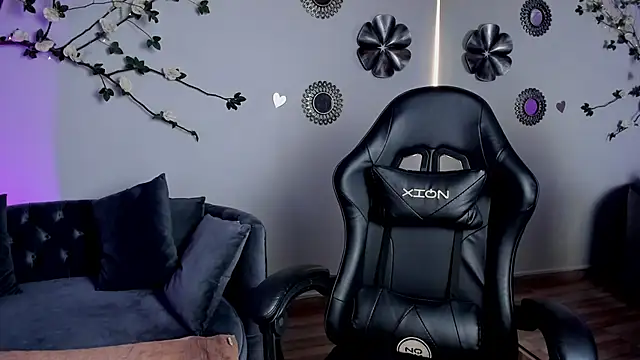 Esmeralda carrascal online show from March 24, 3:23 am