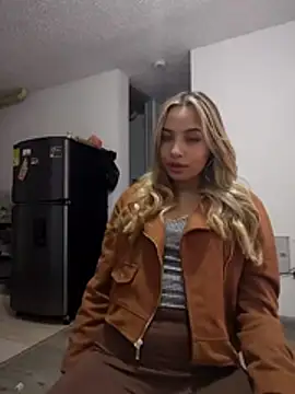 Bebitafiu69 online show from February 21, 9:15 pm