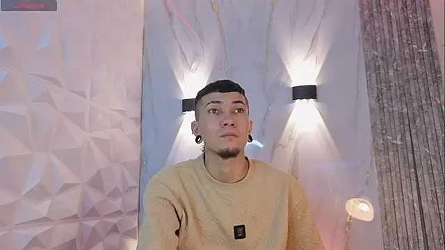 Logan and Reachel online show from March 20, 7:30 pm