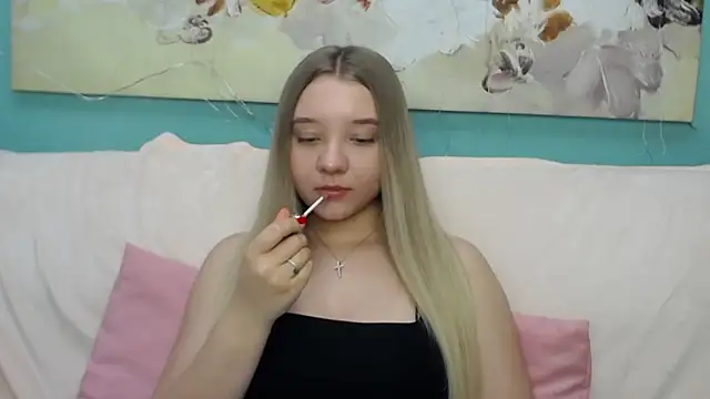 MilanaSiia online show from April 12, 9:01 am