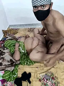 Poojaji888 online show from February 19, 5:56 pm