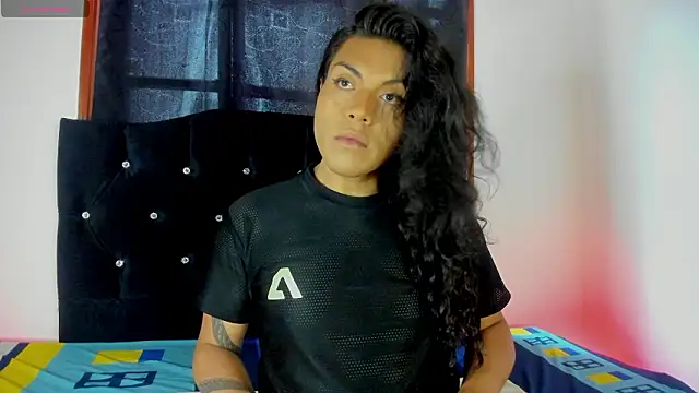 Jess Hoffman online show from March 18, 2:44 pm