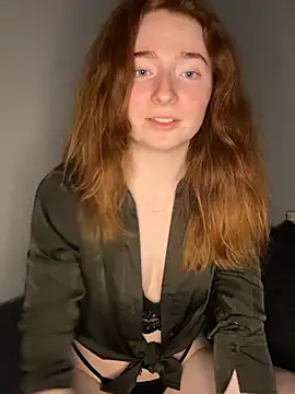 HoneyBunny18 online show from April 10, 7:09 pm