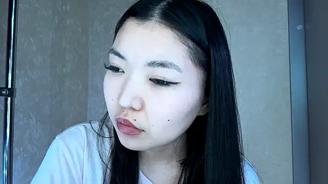 MeiMoon online show from March 2, 2:57 pm