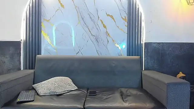 Latins on fire online show from March 15, 12:29 pm