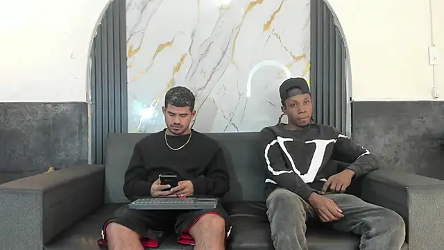 Latins on fire online show from April 10, 11:27 am