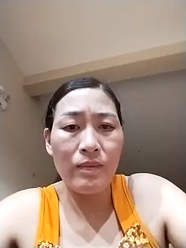 lris-Beauty77 online show from March 29, 3:11 pm