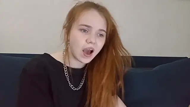 DizzyRina online show from April 9, 3:28 pm