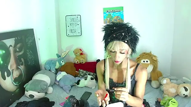 Billie Turneer online show from April 8, 6:48 am