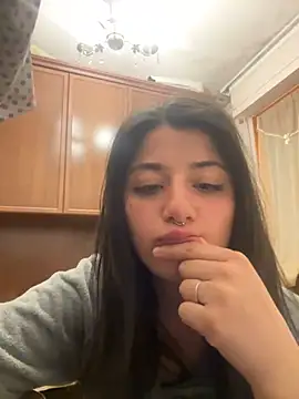 maryzoe05 online show from May 4, 8:23 pm