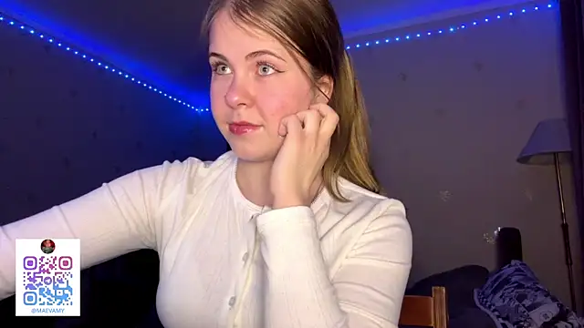 Amy Maev online show from March 20, 4:12 pm