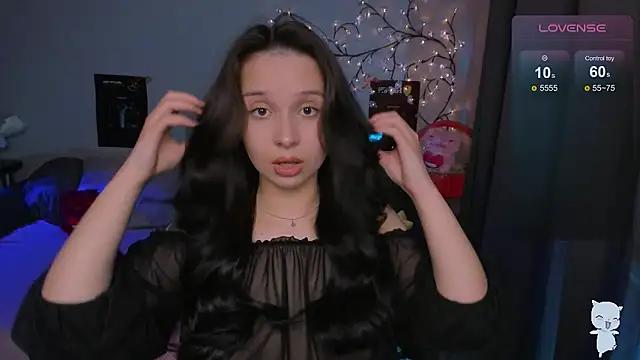 SoftyMooon online show from March 8, 6:01 pm