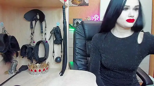 KristiTopxx online show from April 17, 10:01 pm